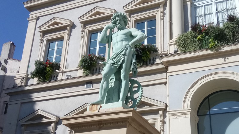Allégories de la Métallurgie et de la Rubanerie à Saint-Étienne